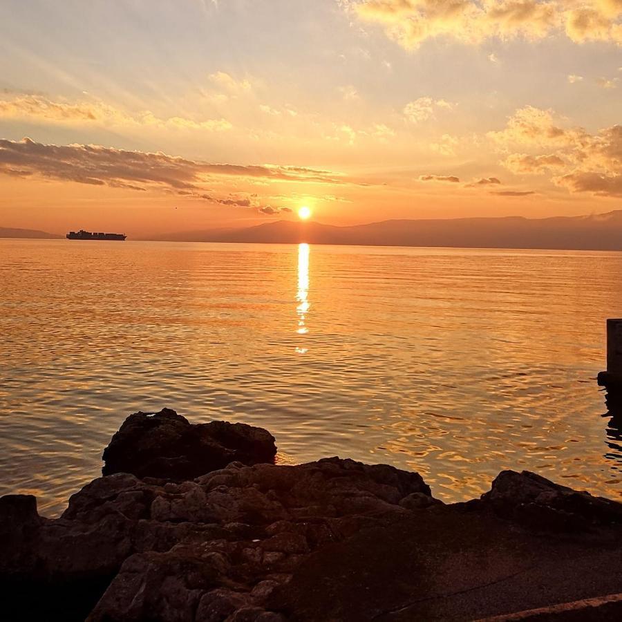 Apartmán Volcano Rijeka Exteriér fotografie