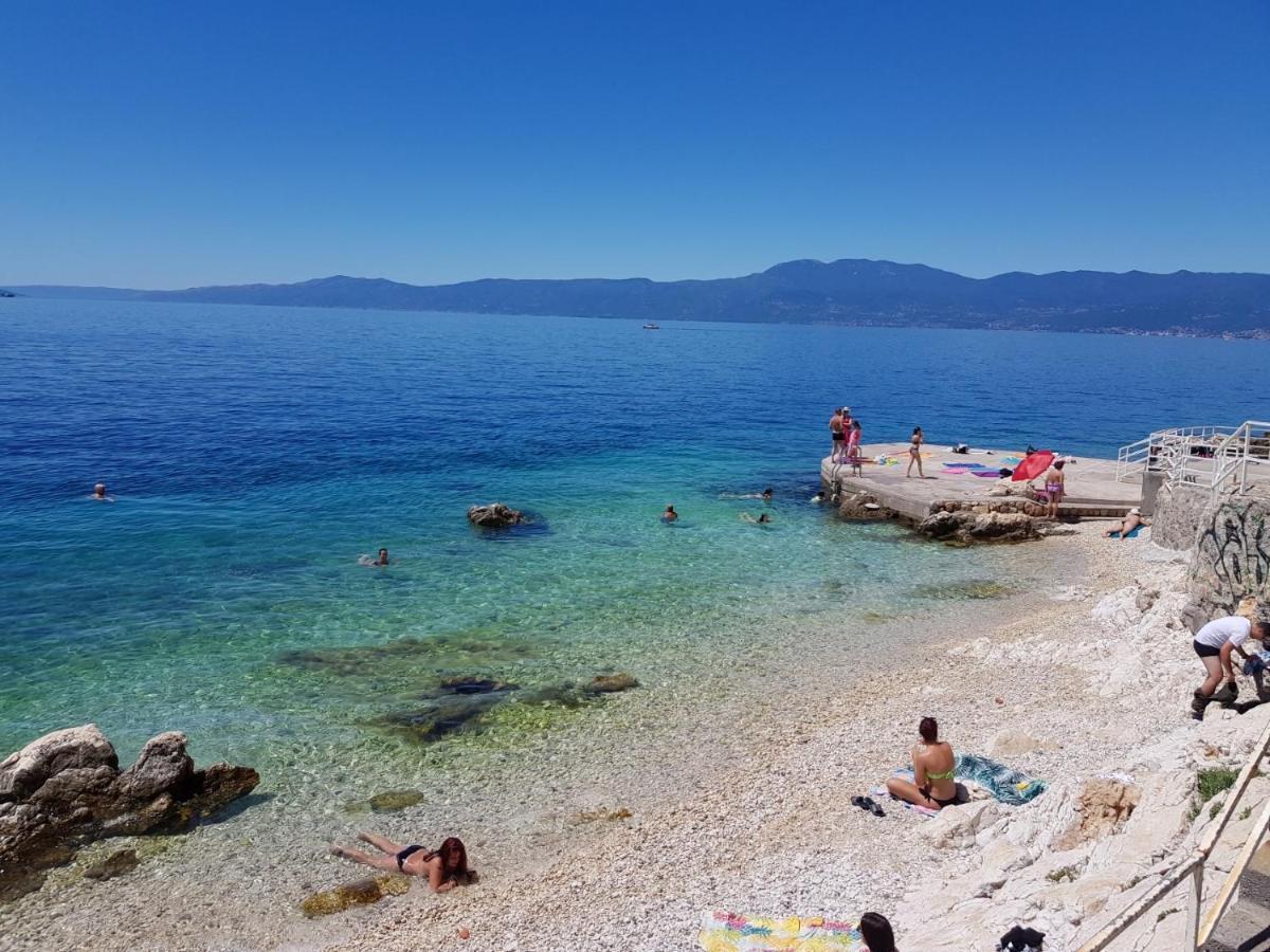 Apartmán Volcano Rijeka Exteriér fotografie